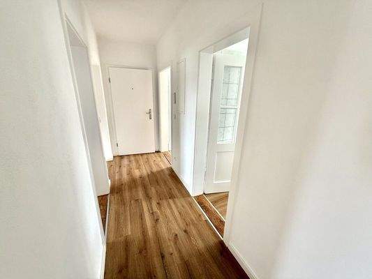 Ihre Diele gen Badezimmer & Küche