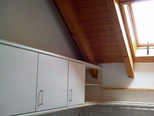 Einbauküche, Oberschr., Dachflächenfenster.2020