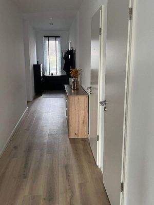 Flur Richtung Wohnzimmer