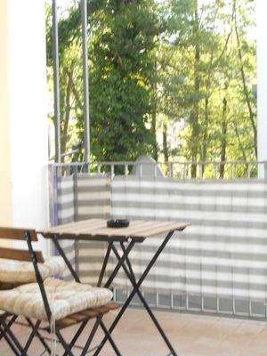 Balkon ins Grüne