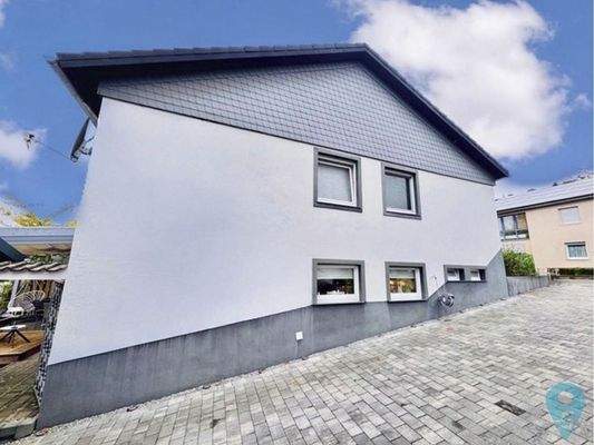 Aussenfoto2, gepflasterte Garageneinfahrt, Ansicht