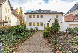 Zuwegung und Vorgarten