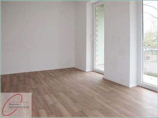 Schlafzimmer mit Balkon-Zugang.JPG