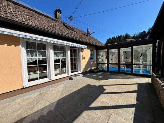 Aussen Freisitz.jpeg