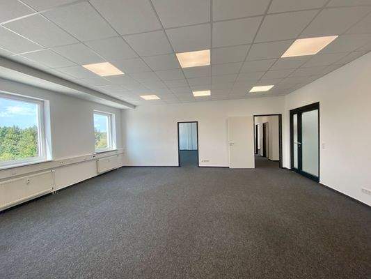 Konferenzraum mit zusätzlichem Eingang