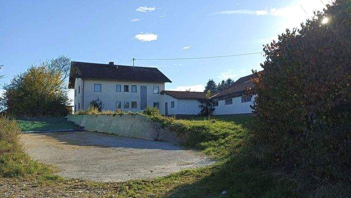 1729601767607 (002).jpg