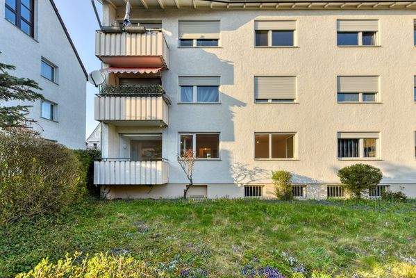 EG-Wohnung mit Balkon