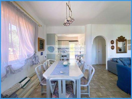 45142945cec34c6c9f5d39b18fbf952f-original