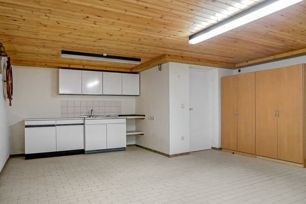 Raum mit Küchenzeile KG