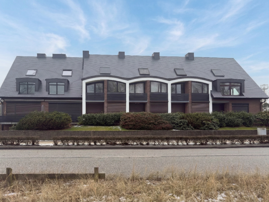 Hausfrontansicht / Strandallee - virtuell bearbeitet 