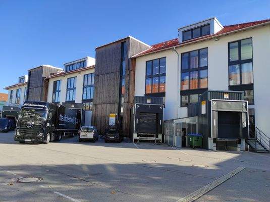 Außenansicht Rampen.jpg