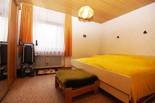 Schlafzimmer-UG