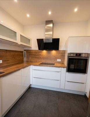 1.OG. EBK mit E-Geräten