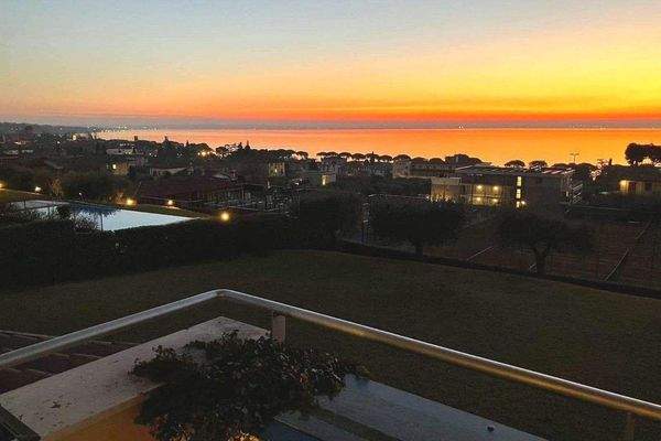 Sonnenuntergang auf dem Balkon