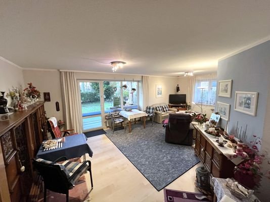 Wohn- und Esszimmer