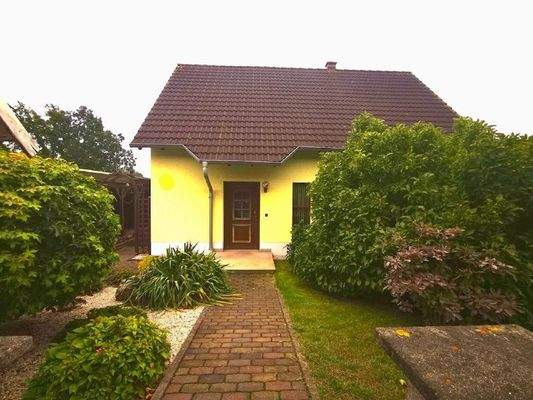 Hauseingang - Vorderseite