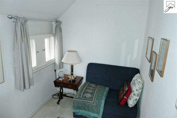 Büro (Wohnung mit Wohnrecht)