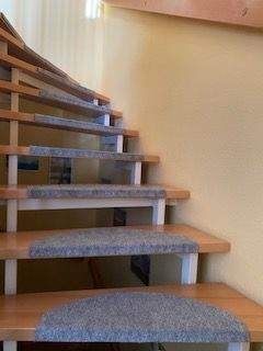 Aufgang in´s DG.jpg