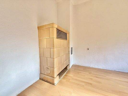 Kachelofenrückseite