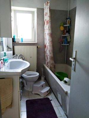 DG_Wohnzimmer mit Laminatfußboden