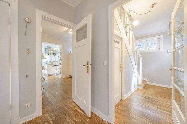 Einladender Flur- und Eingangsbereich