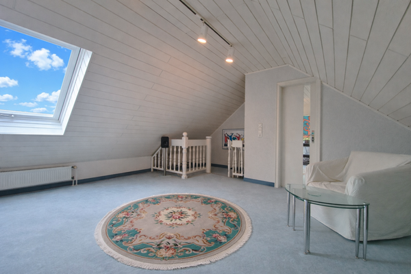 Wohnzimmer (ausgebauter Spitzboden)