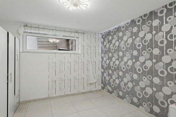 Schlafzimmer Souterrain