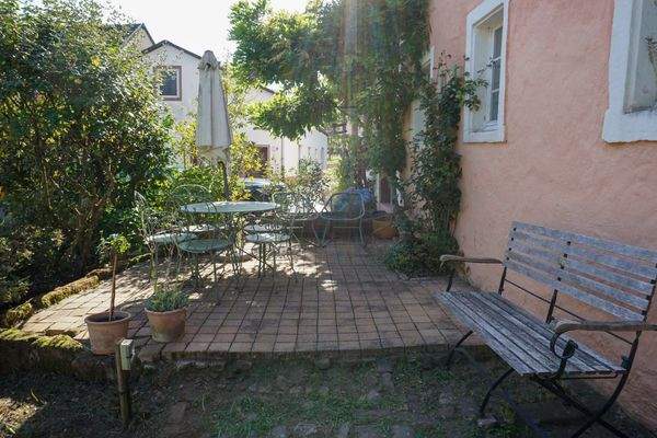 Gemütliche Sitzecke im Außenbereich