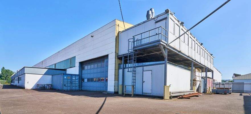 009_Technisches Büro von außen Südwestseite.jpg