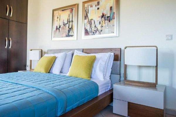 Kreta, Agia Marina: Luxuriöse Steinvilla mit Meer- und Sonnenuntergangsblick zu verkaufen