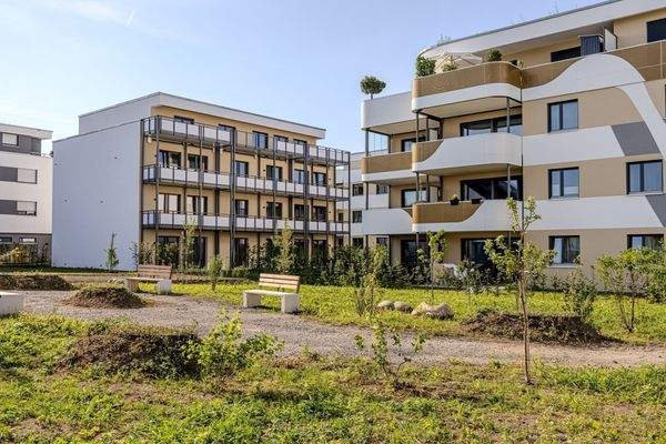 Moderne Wohnanlage Aussen