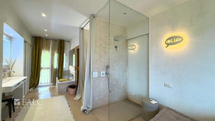 Badezimmer mit Sauna