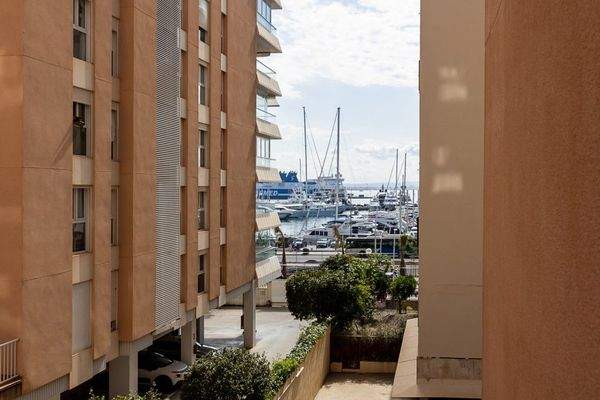 Wohnung zu verkaufen in Paseo Marítimo de Palma mit Schwimmbad, Garage und Meerblick