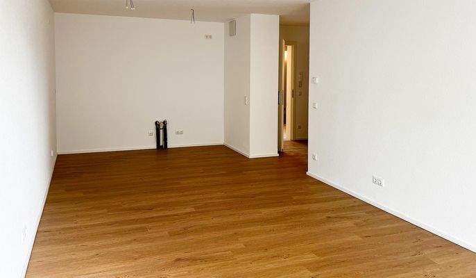 Wohnbereich mit Küchenanschlüssen