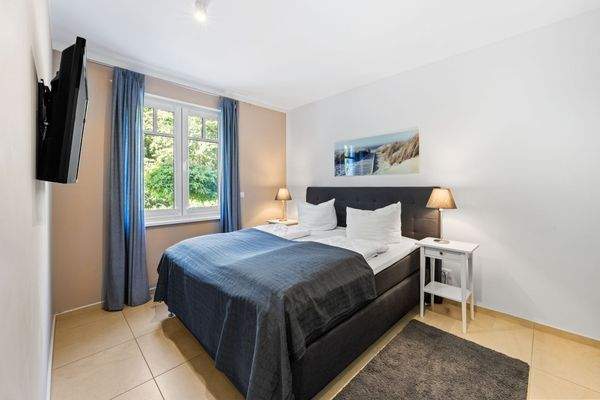 Haus am Wald – Zwei Häuser mit vier Ferienwohnungen DAHLER Rostock