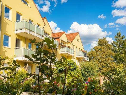 Rückansicht mit Balkon