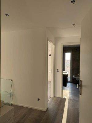 Whg22_Eingang_Flur.JPG