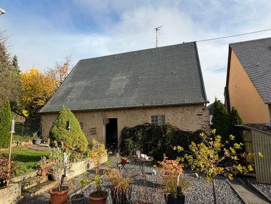 Nebengebäude Rückansicht Garten.jpg