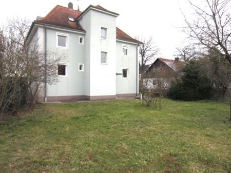 735 m² Grund