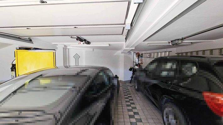 Doppelgarage, Sonniges Einfamilienhaus mit Doppelgarage