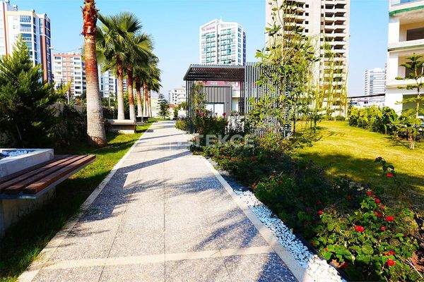 Elegant Apartments Near the Sea in Mersin Yenişehir