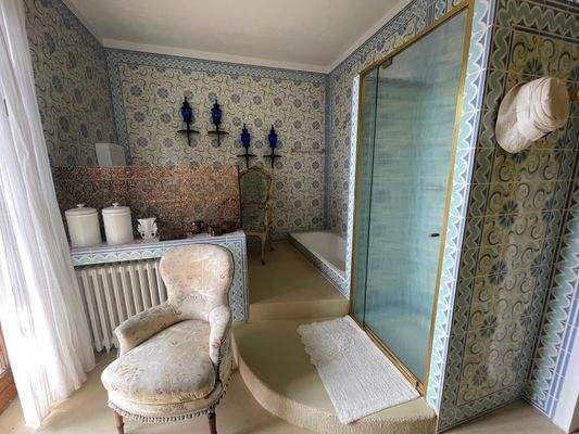 Badezimmer Hauptschlafzimmer