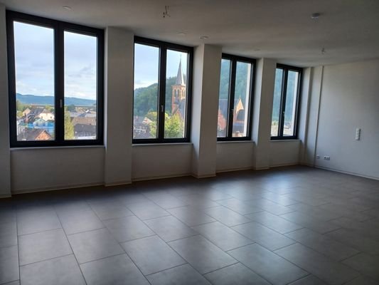 Große Fenster mit Panoramablick