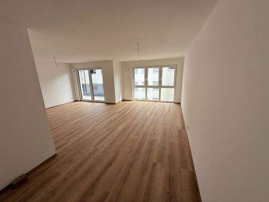 WhatsApp Image 2025-10-09 at 17.28.03 (10).jpeg