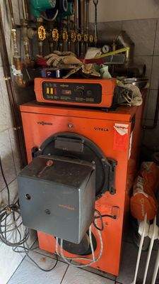 Ölzentralheizung 1995 KG	