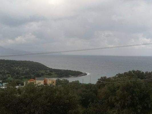 Kreta, Istro: Grundstück mit Rohbau nahe am Meer zu verkaufen
