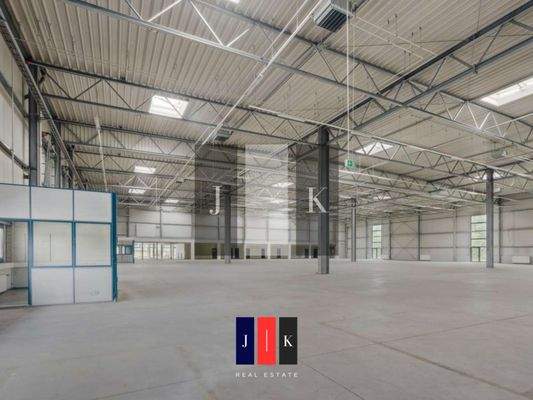 Halle Innenansicht 3