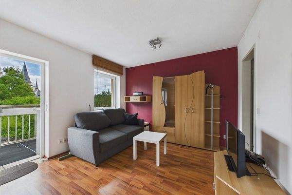 CAM03586G0-PR0056-STILL049