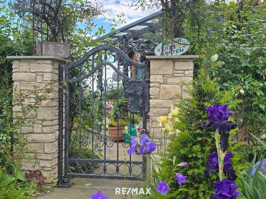 Eingang zum Naturgarten