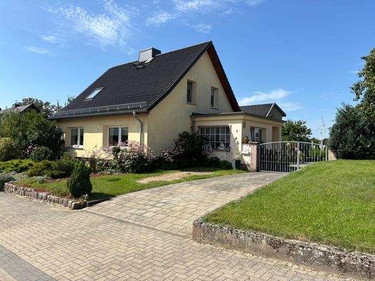 Vorderhaus Frontansicht